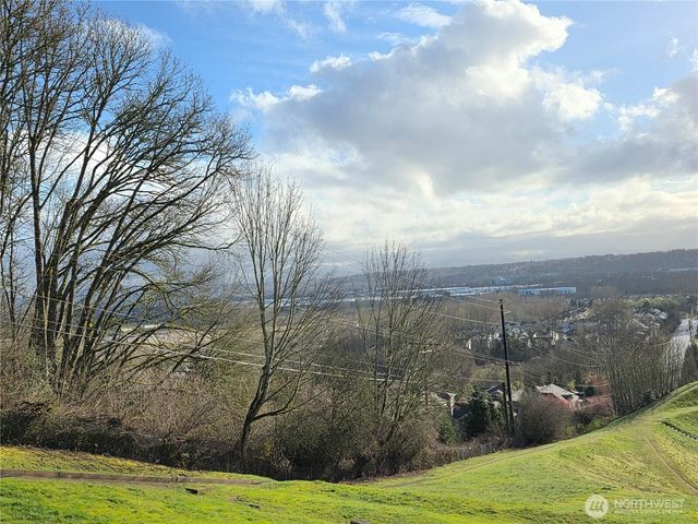 21211 35th Avenue S, Seatac, WA 98198
