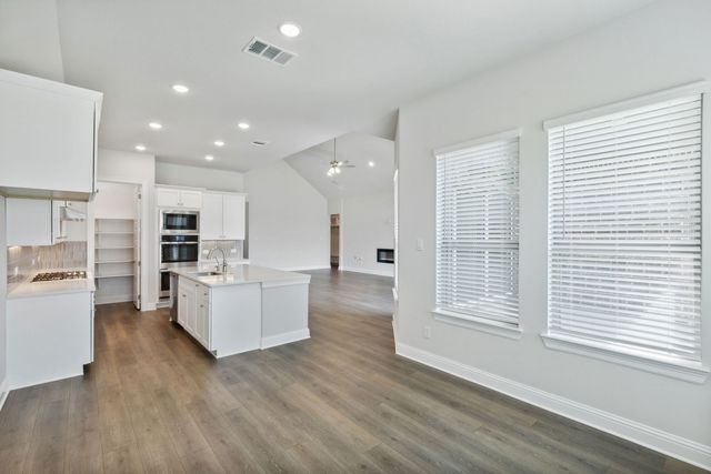 4345 Biddle Street, Midlothian, TX 76065