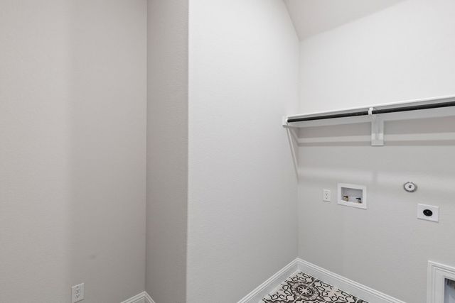 4345 Biddle Street, Midlothian, TX 76065