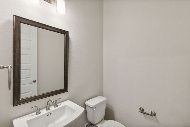 4345 Biddle Street, Midlothian, TX 76065