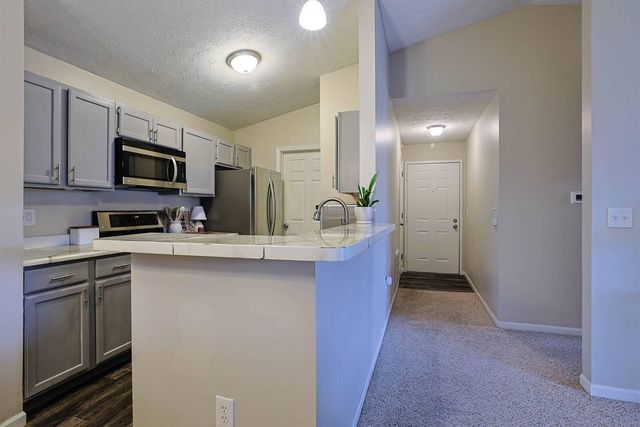 380 Timber Ridge, 12, Wilder, KY 41071