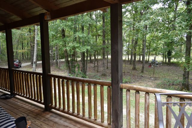 271 Ingman Cliff Rd, Tracy City, TN 37387