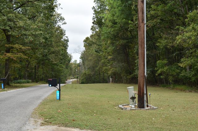 271 Ingman Cliff Rd, Tracy City, TN 37387