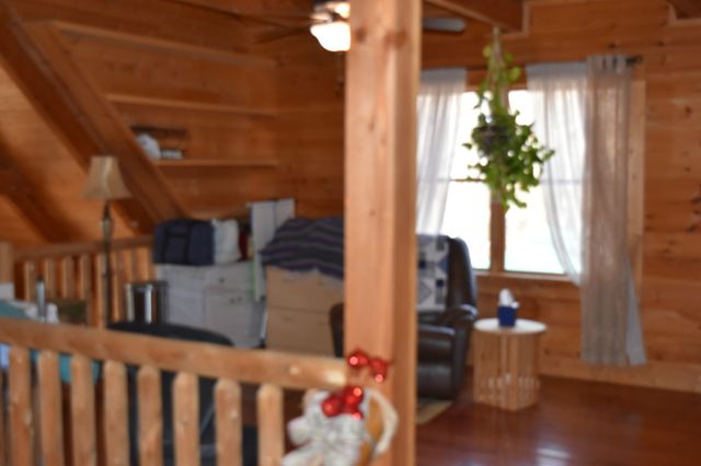 271 Ingman Cliff Rd, Tracy City, TN 37387