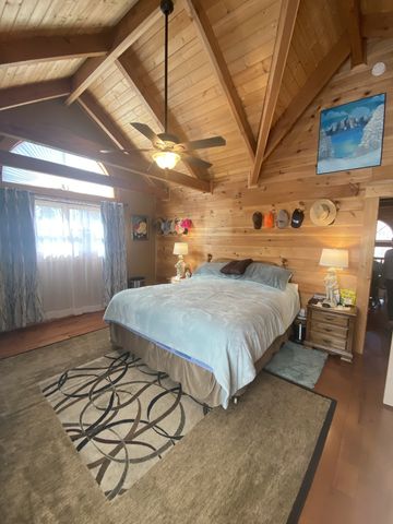 271 Ingman Cliff Rd, Tracy City, TN 37387