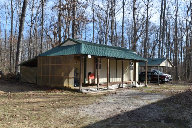 271 Ingman Cliff Rd, Tracy City, TN 37387