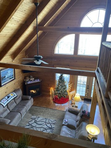 271 Ingman Cliff Rd, Tracy City, TN 37387