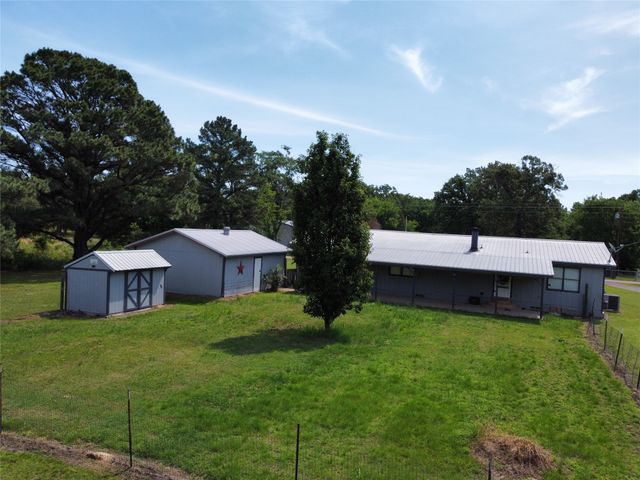 260 County Road 1885, Yantis, TX 75497