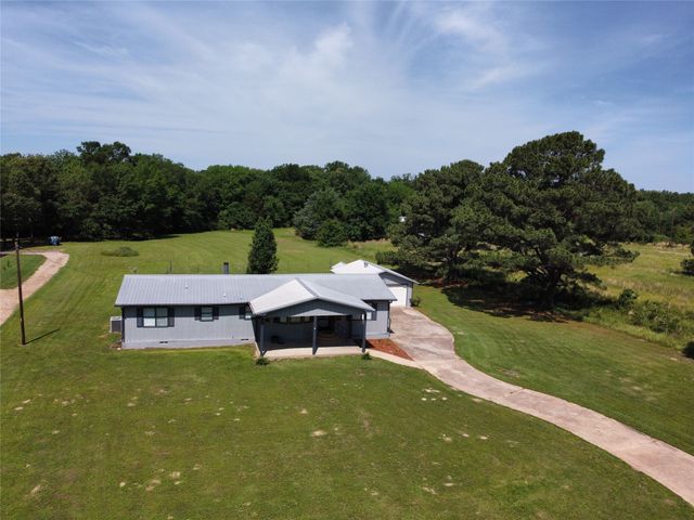 260 County Road 1885, Yantis, TX 75497