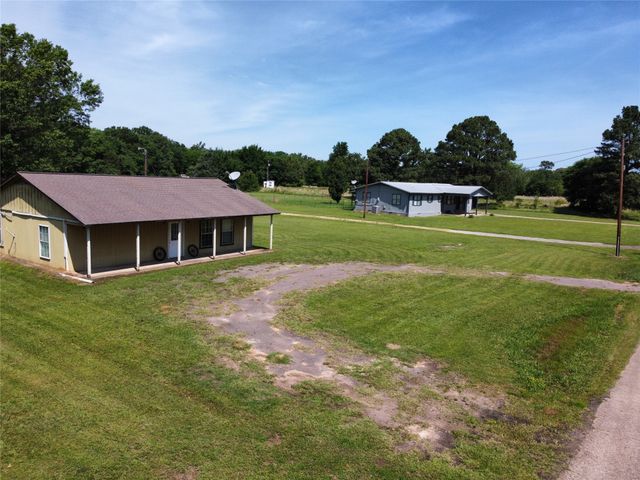 260 County Road 1885, Yantis, TX 75497