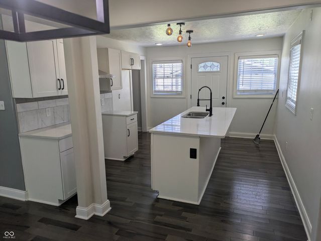 2709 Westbrook Avenue, Indianapolis, IN 46241