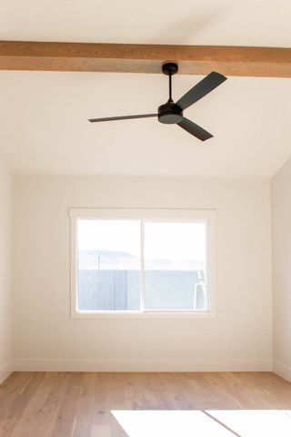 302 E MAYFIELD WOODS LN, Washington, UT 84780