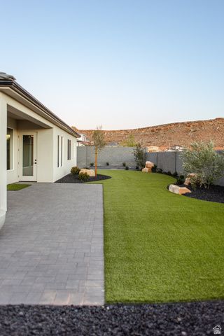 302 E MAYFIELD WOODS LN, Washington, UT 84780