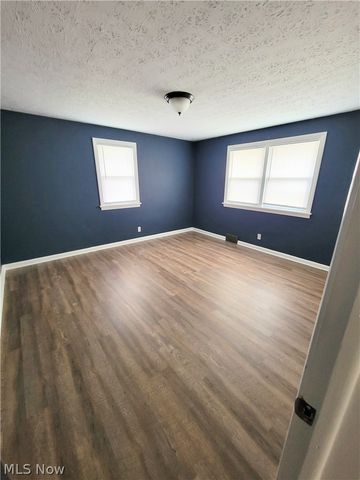 3405 Frazer Avenue NW, Canton, OH 44709