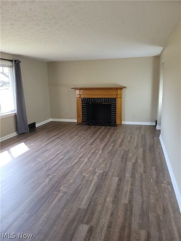 3405 Frazer Avenue NW, Canton, OH 44709