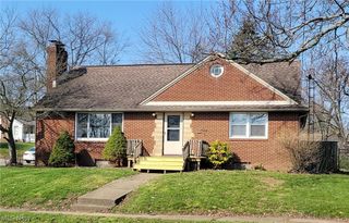 3405 Frazer Avenue NW, Canton, OH 44709