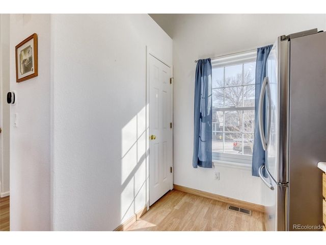 9913 Saybrook St, Highlands Ranch, CO 80126