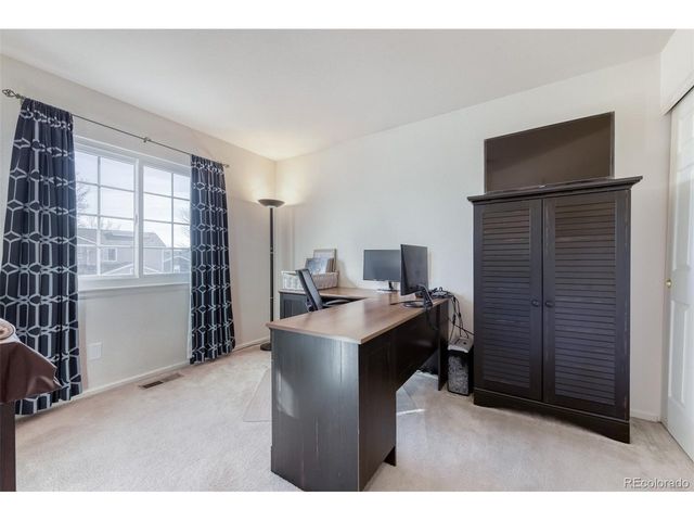 9913 Saybrook St, Highlands Ranch, CO 80126