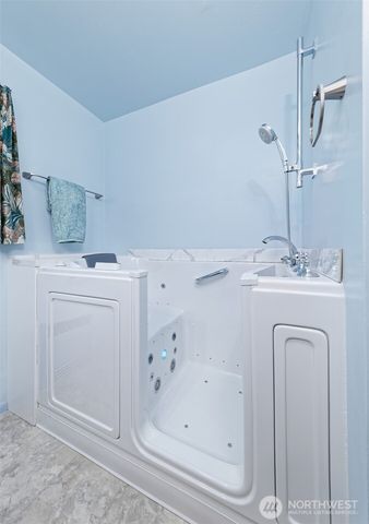 703 S 15th Street, Shelton, WA 98584