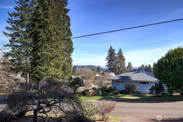 703 S 15th Street, Shelton, WA 98584