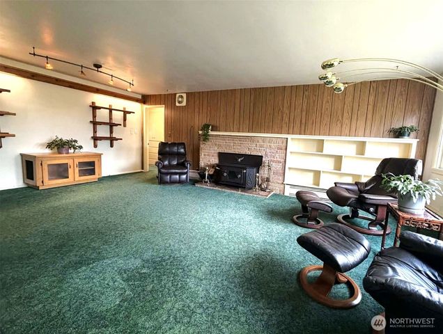 703 S 15th Street, Shelton, WA 98584