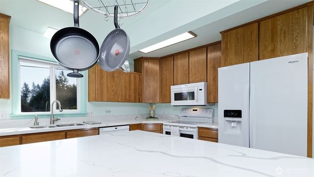 703 S 15th Street, Shelton, WA 98584