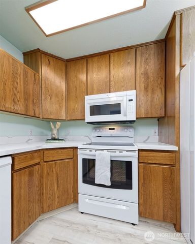 703 S 15th Street, Shelton, WA 98584