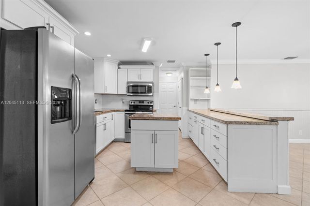 795 NW 73rd Avenue, Margate, FL 33063