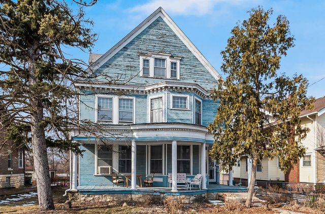 105 S Eastern Avenue, Joliet, IL 60433