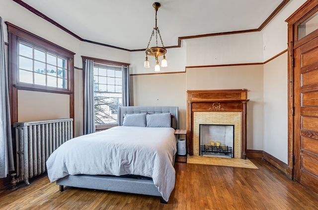 105 S Eastern Avenue, Joliet, IL 60433