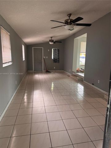 3830 SW 31st St, West Park, FL 33023