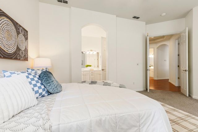 100 Turnberry Ct, Roseville, CA 95747