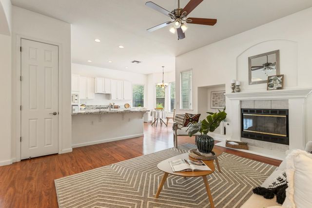 100 Turnberry Ct, Roseville, CA 95747