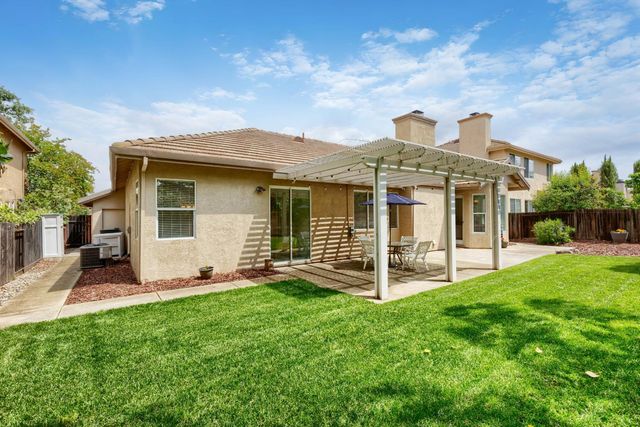 100 Turnberry Ct, Roseville, CA 95747