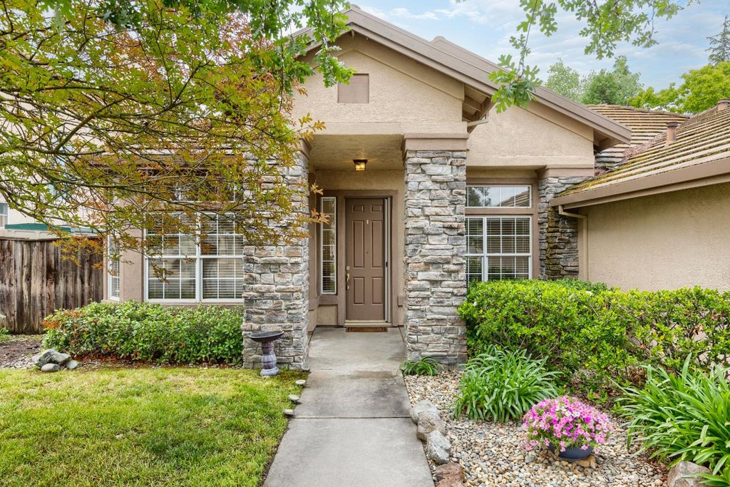 100 Turnberry Ct, Roseville, CA 95747