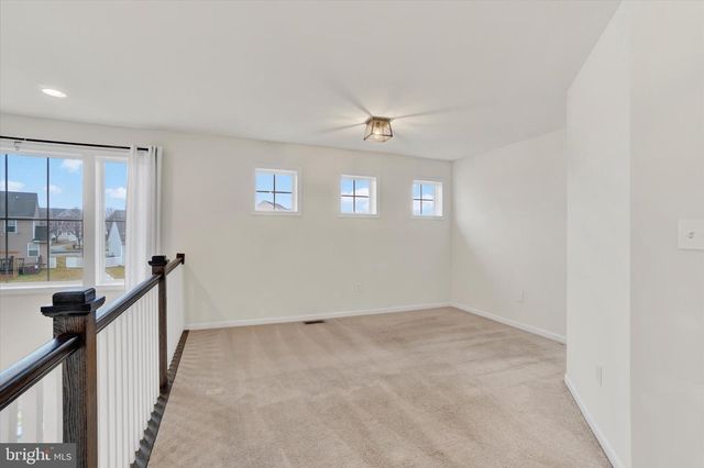 107 HONEYSUCKLE DR, Marietta, PA 17547