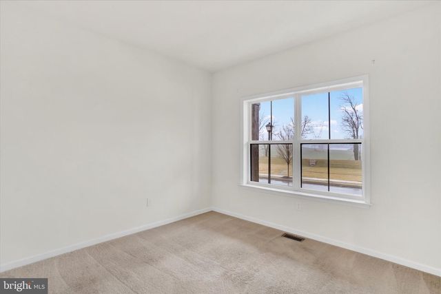 107 HONEYSUCKLE DR, Marietta, PA 17547