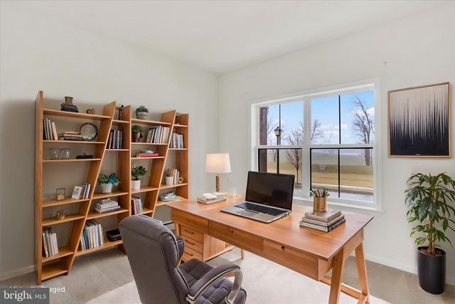 107 HONEYSUCKLE DR, Marietta, PA 17547