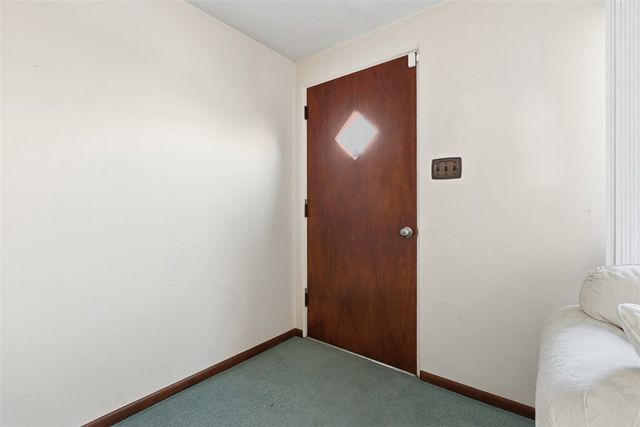 2503 Poinsettia Dr, White Oak, PA 15131