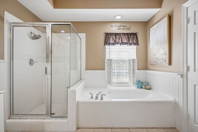 824 Lochmoor Lane, Highland Village, TX 75077