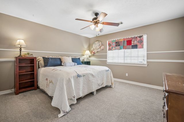 824 Lochmoor Lane, Highland Village, TX 75077