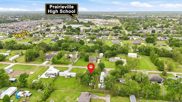 17100 Parker Heights Dr, Prairieville, LA 70769