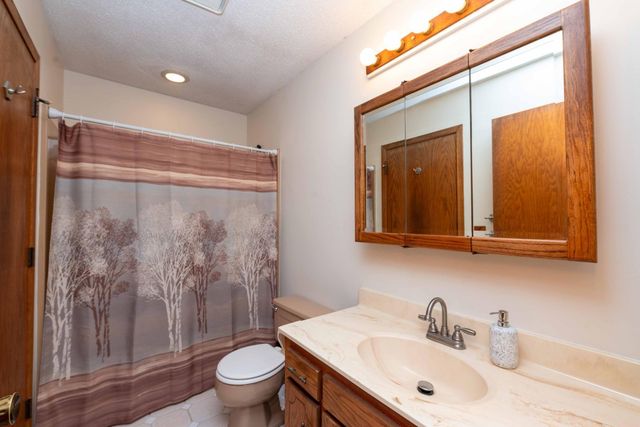 3080 Greenbrier Street, Little Canada, MN 55117