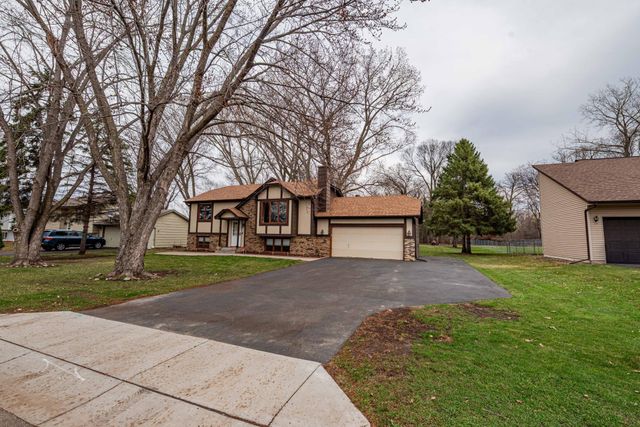 3080 Greenbrier Street, Little Canada, MN 55117