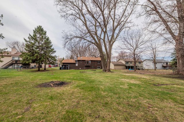 3080 Greenbrier Street, Little Canada, MN 55117