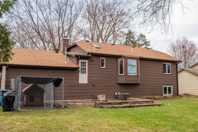 3080 Greenbrier Street, Little Canada, MN 55117