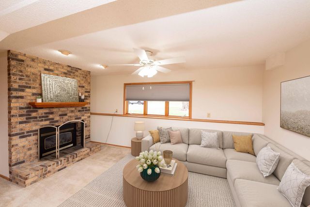 3080 Greenbrier Street, Little Canada, MN 55117