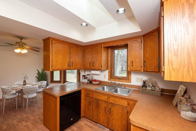 3080 Greenbrier Street, Little Canada, MN 55117