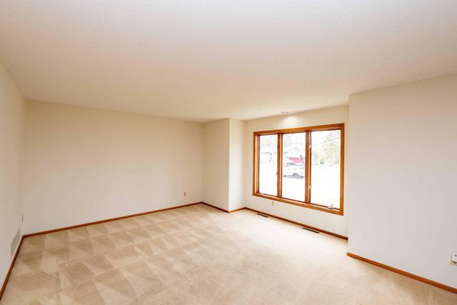 3080 Greenbrier Street, Little Canada, MN 55117