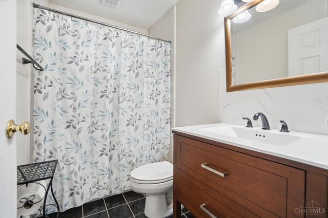 734 Wilbud Drive, Cincinnati, OH 45205